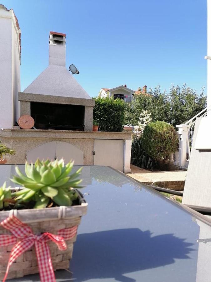 Apartments Valfontane Savudrija Bagian luar foto