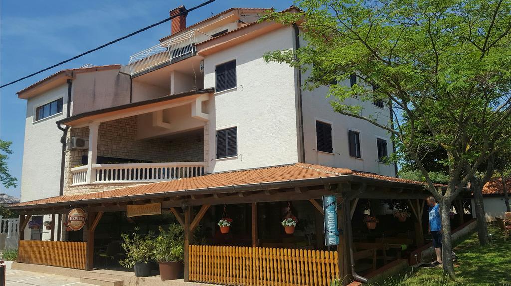 Apartments Valfontane Savudrija Bagian luar foto